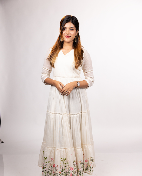 Luxurious red bridal silk saree with gold embellishments